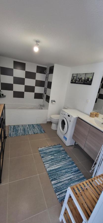 Appartement Avec Balcon/Terrasse Monteux Buitenkant foto